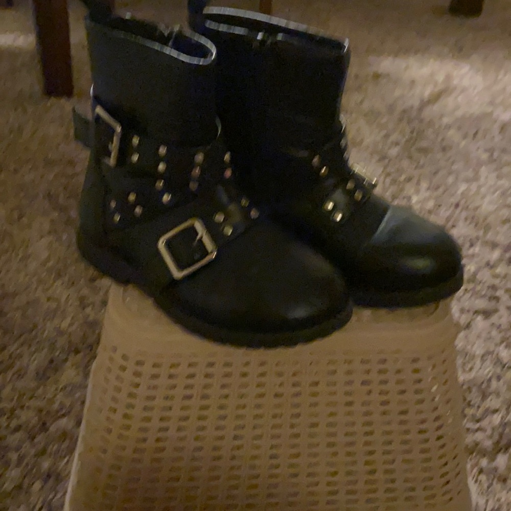 Black boots